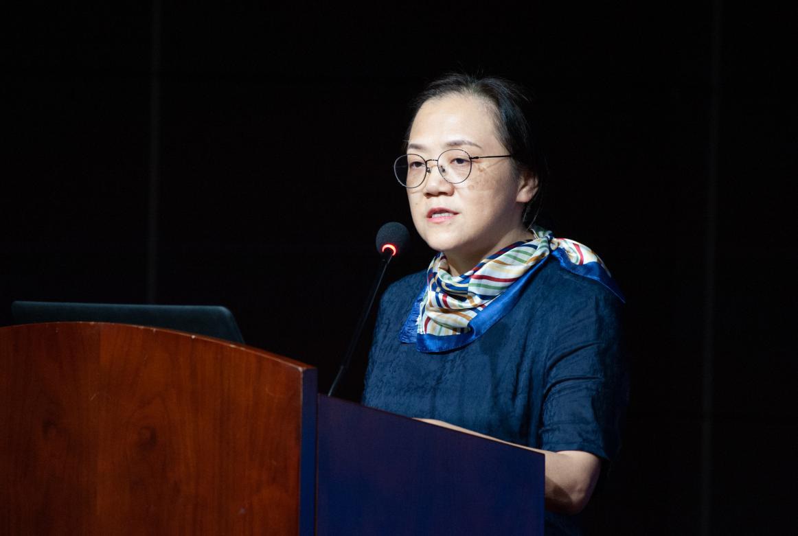 武漢市城鄉(xiāng)建設局勘察設計與科技處副處長　徐蘭